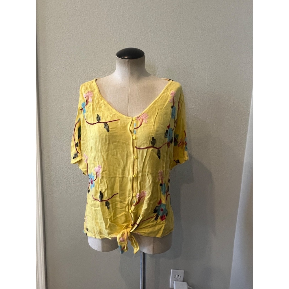 Liv Los Angeles Yellow Floral embroidered Tie Front Blouse Sz M